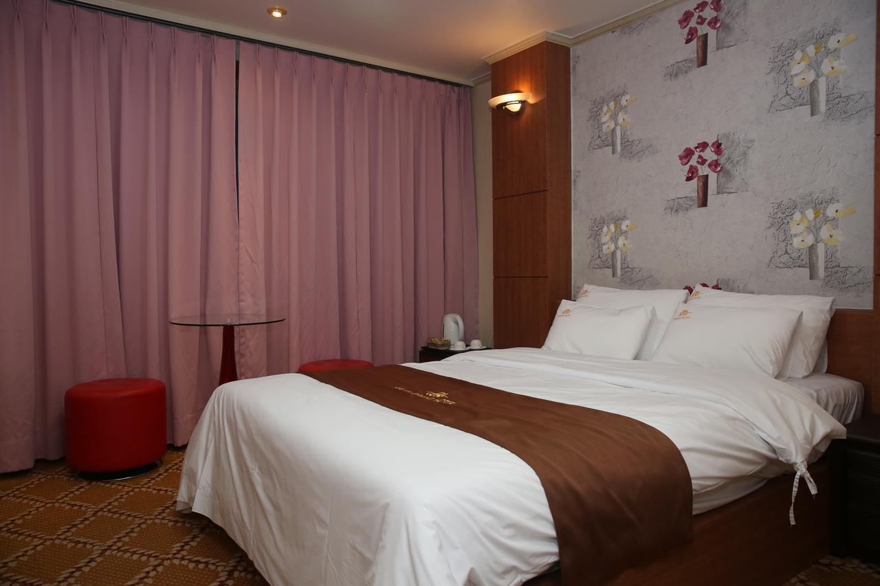 Uljin Grand Hotel מראה חיצוני תמונה